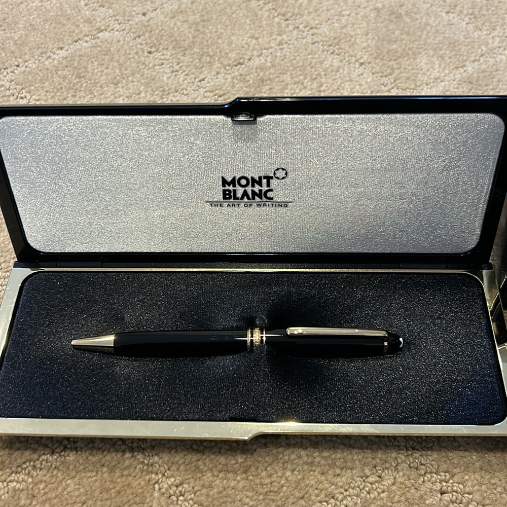 Brand new Mont Blanc Pen